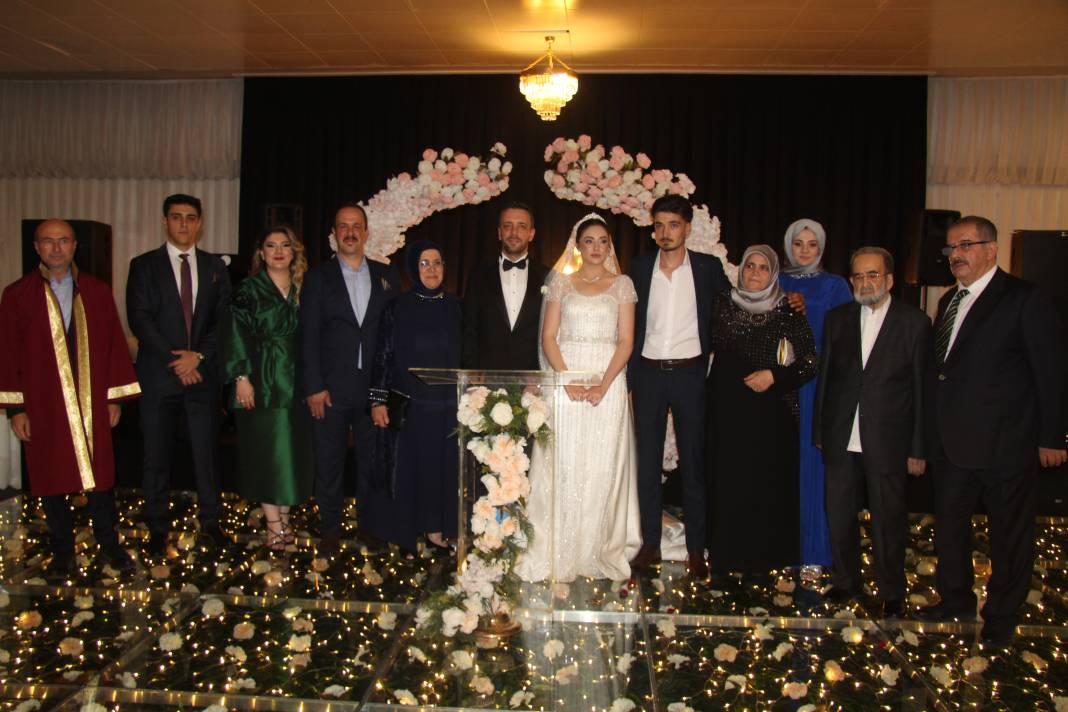 Hatice ile Cüneyt evlendi 1